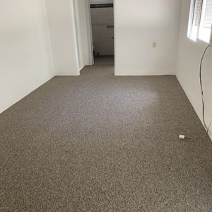 Alquiler En La Blanqueada/ Parque Batlle, 1 Dormitorio, Por Escalera, Gastos Comunes Bajos