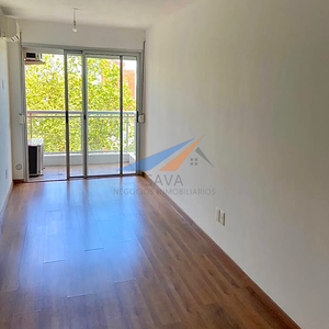 Alquiler Apartamento 1 Dormitorio En Parque Rodó! Balcón.