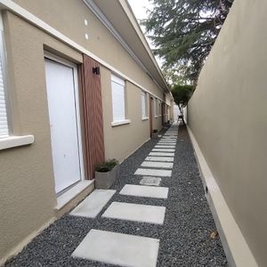 Venta Monoambiente Tipo Casita , 1 Baño, Cocina Definida.  Carrasco
