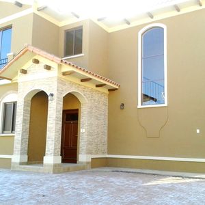 En Venta, Casa 2 Plantas