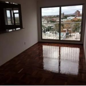 Alquiler En Bella Vista De 3 Dormitorios, Piso Alto, Terraza Lavadero, Gastos Bajos