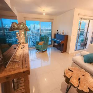 Exclusivo Apartamento De 1 Dormitorio, Completamente Amueblado Y Equipado, En La Codiciada Intersección De Magallanes Y Canelones.