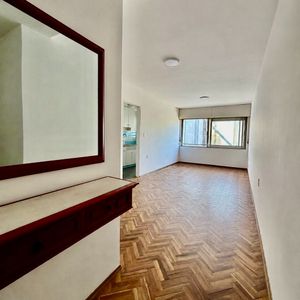 Oportunidad Venta Apartamento 1 Dormitorio Con Garage En El Centro