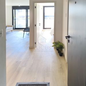 Venta Apartamento 1 Dormitorio Con Terraza Al Frente Y Garaje, Piso 10 En La Blanqueada