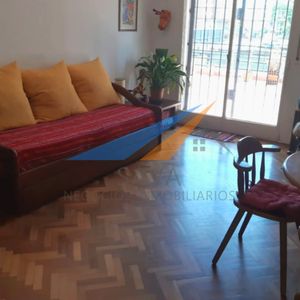Alquiler Apartamento 1 Dormitorio En El Centro! Terraza Al Frente.