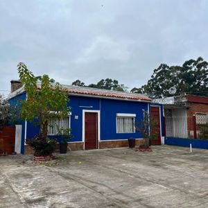 Gran Terreno Con Casa Y Apartamento A La Venta En Manga