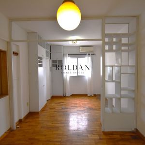 Apartamento Alquiler Cordon Monoambiente Sobre Avenida 18 De Julio Portería Con Horario