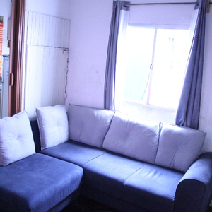Venta Apartamento 2 Dormitorios Y Patio, Con Renta, En La Teja