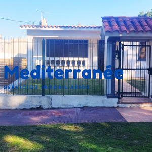 Orden De Vender!!! Exclusiva Propiedad En Carrasco Norte: Ubicación Privilegiada Sobre Principal, A Pasos De Av. Italia.