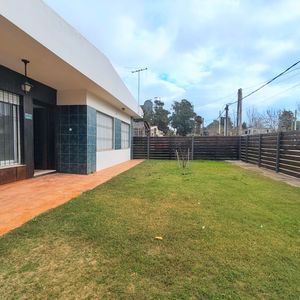 Pinar. Muy Buena Casa En Alquiler Casi Rambla
