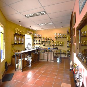 Apartamento Venta Cordon Apartamento Y Local Comercial Patio Cordon Norte Para Reciclar