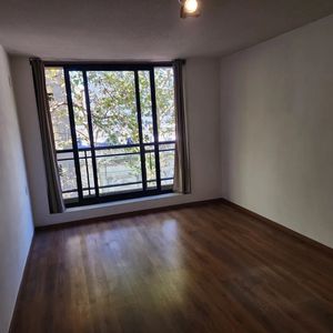 Alquiler En Cordon, Mono Ambiente, Piso 4 Al Frente, Terraza, Lavadero, Sum, Azotea