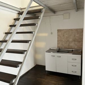 Alquiler En Aguada, Duplex De 1 Dormitorio, Planta Baja Interior, Sin Gastos Comunes