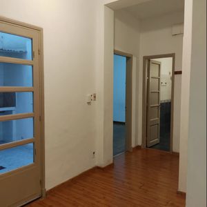 Alquilo Apto. 2 Dorm. Cordón Sur.