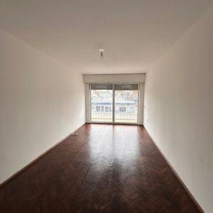 Muy Lindo Apartamento De 2 Dormitorios En Parque Batlle