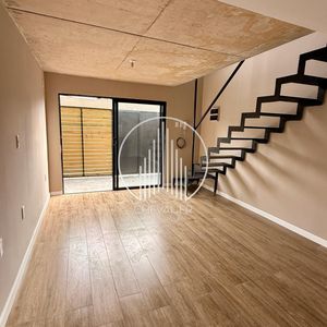 3496 / Excelente Duplex A Estrenar De 1 Dormitorio Con Patio