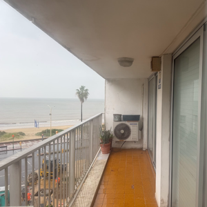 Espectacular Apartamento En El Corazón De La Rambla De Pocitos