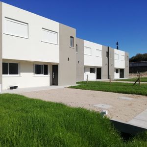 Casas A Estrenar En Complejo Cerrado A Pasos De Giannattasio. ¡últimas Unidades!