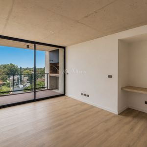 ¡exclusivo Estreno! Moderno Apartamento De 2 Dormitorios Con Parrillero Y Garaje En San José De Carrasco