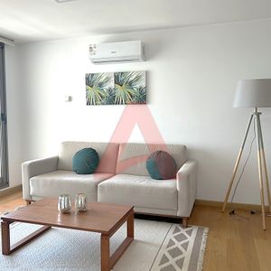 Punta Carretas Alquiler Apartamento - 2 Dormitorios Con Muebles Y Garaje