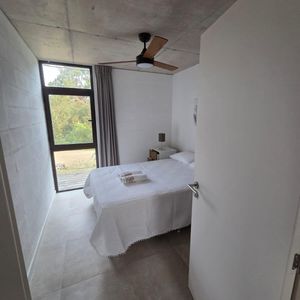 Venta/punta Colorada Espectacular Casa De 3 Dormitorios Con Jardín A 200m Del Mar