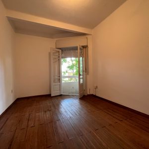 Alquile Apartamento De 2 Dormitorios En Jacinto Vera Gs Cs Incluidos