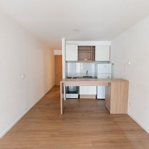 Alquiler Apartamento Pocitos, Monoambiente, Piso Alto, PróX. Rambla