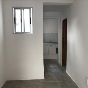 Apartamento 2 Dormitorios En Planta Baja. Florida Esq. Canelones
