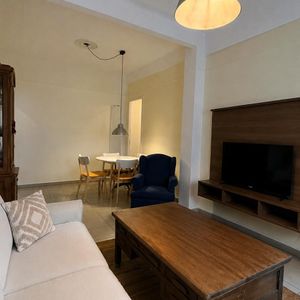 ¡apartamento A La Venta En Cordón, 2 Dormitorios Con Terraza!