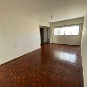 Venta Apartamento Dos Dormitorios Ciudad Vieja Oportunidad