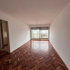 Impecable Apartamento De 2 Dormitorios En Pocitos