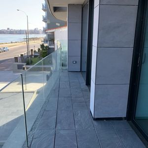 Alquiler En Puertito De Buceo, Edificio Forum, 2 Dormitorios, Balcon, Opcion Cochera