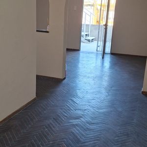 Alquiler Apartamento Martin Garcia Y Democracia