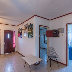 Oportunidad - Casa A Reciclar Sobre Terreno De 850 M2. Al Sur De Giannatasio A 2 De La Rambla