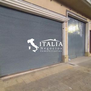 Deposito / Galpon / Local Comercial Entrada Camiones 800 M2