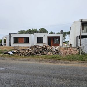 Casa A Estrenar En Burnett