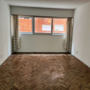 Precioso Apartamento Pronto Para Ingresar, Muy Luminoso, Con Portería