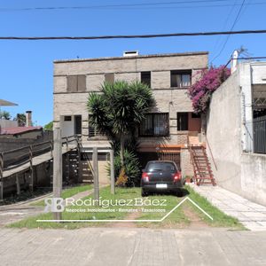 Venta Casa Ph Gemela 3 Dormitorios 2 Baños Garaje Fondo Verde