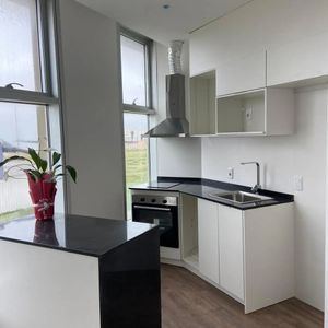 Alquiler En Ciudad Vieja, Proximo Al Puerto, A Estrenar, 1 Dormitorio, Gastos Bajos