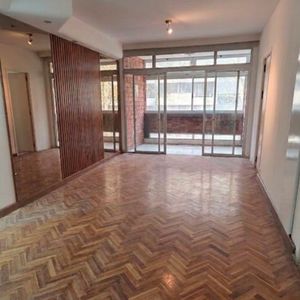 Alquiler Pocitos Apartamento 2 Dormitorios Garage