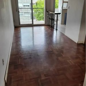 Alquiler En Pocitos, 2 Dormitorios, Piso Alto, Terrazas, Camaras, Opcion Garaje