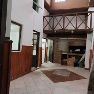 Alquiler En Goes/ Villa Muñoz, Planta Baja Interior, 3 Dormitorios Chicos, Parrillero, Azotea, Gastos Comunes Bajos