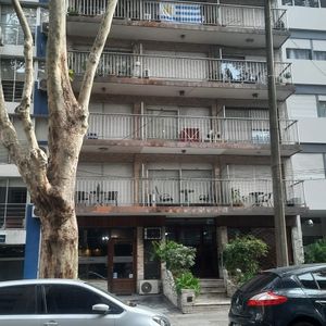Amplio Monoambiente Con Terraza  Y Super Luminoso