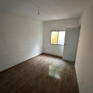 Alquiler  Apartamento Dos Dormitorios Con Cochera, Barbacoa Y Estufa En El Cerro
