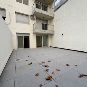 Venta Apartamento A Estrenar Con Gran Patio En Cordón