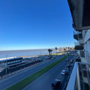 Venta Apartamento Punta Carretas 3 Dormitorios , Sobre Rambla, Terrazas, Vista , Garaje.muy Bueno!