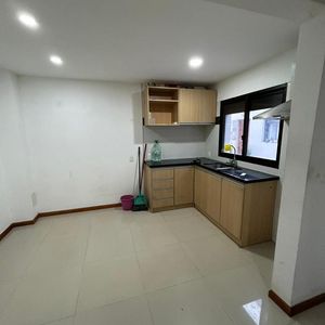 Alquiler Apartamento Dúplex 2 Dormitorios En Buceo/malvín