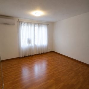 Monoambiente En Alquiler En El Cordon.
