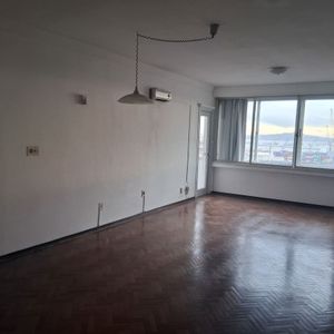 Alquiler Oficina Centro Piso 13 Con Vista A La Bahía, 111 Metros + Garaje Opcional