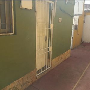 Alquilo Apto. 1 Dorm. Pérez Castellanos.